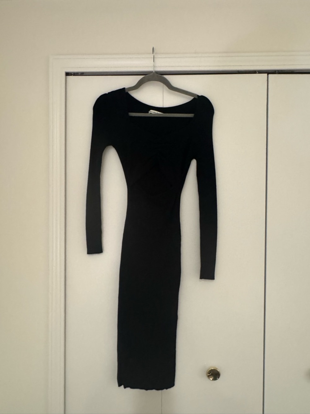 Abercrombie & Fitch Black Long Sleeve Midi Dress